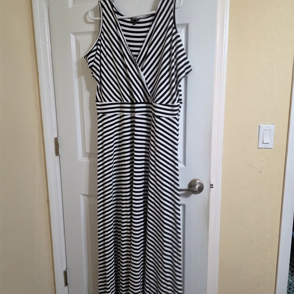 torrid Dresses & Skirts - torrid Black and White Striped Surplice Maxi Dress
